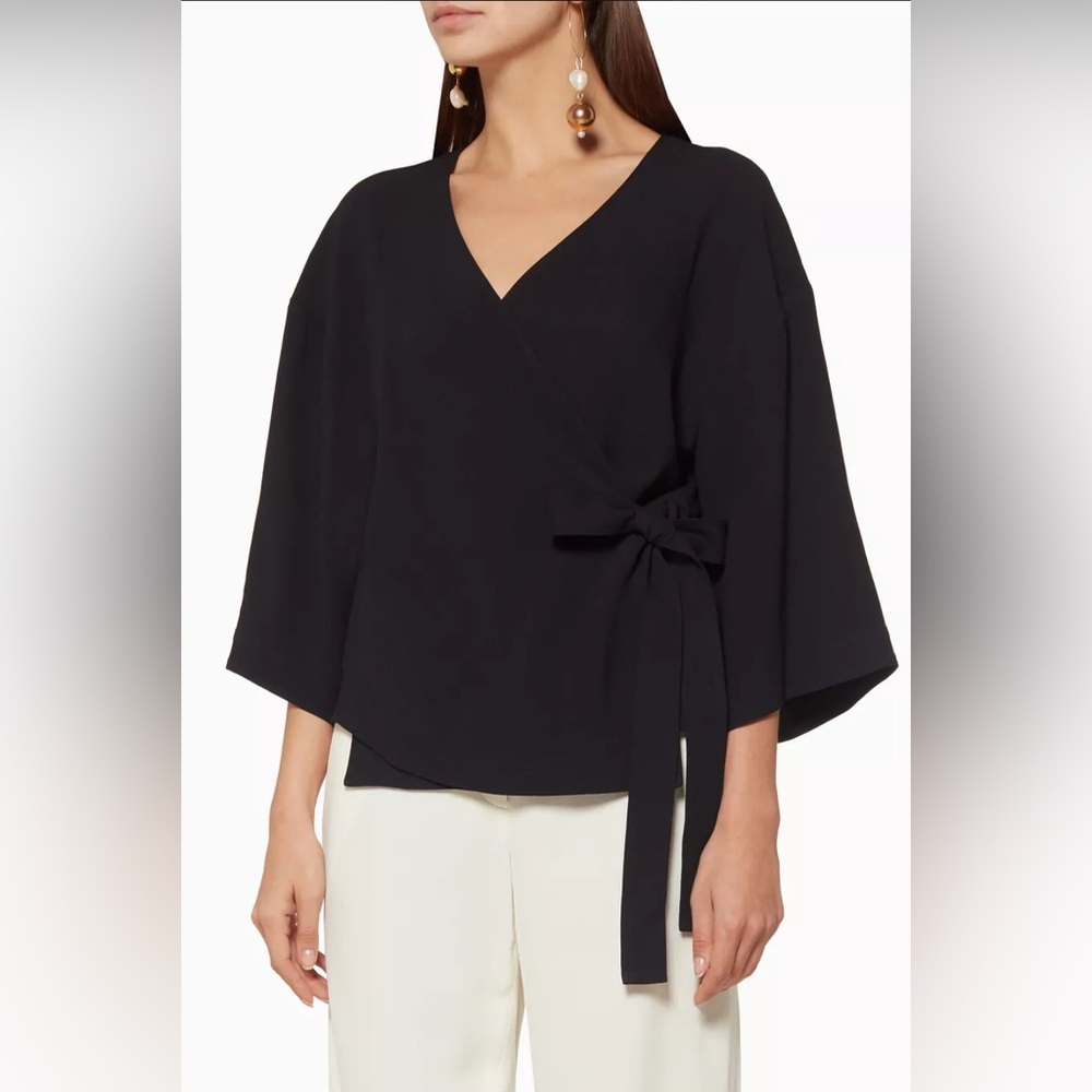 Theory NWT Elevated Wrap Top V-Neck Black Modern Contemporary Timeless Sz Medium
